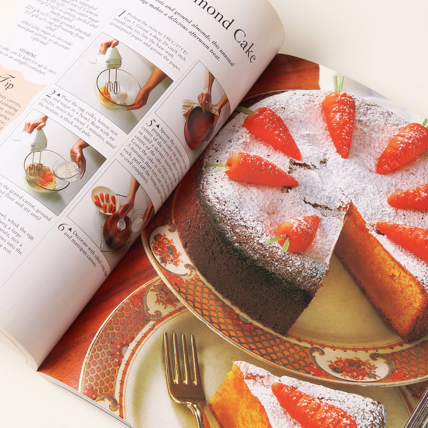 The Complete Cake Decorator Book