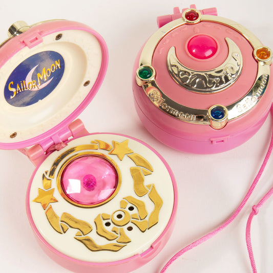 Sailor Moon Compact Locket